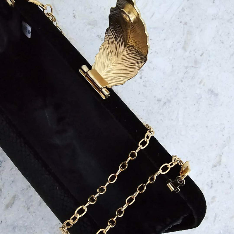 MADDIE Clutch Bag | Black Velvet