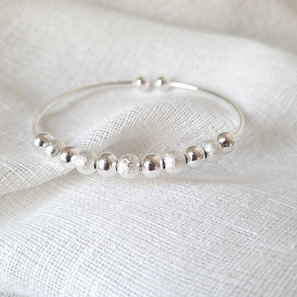 Calming Fidget Spinning Bracelet | Silver Beads