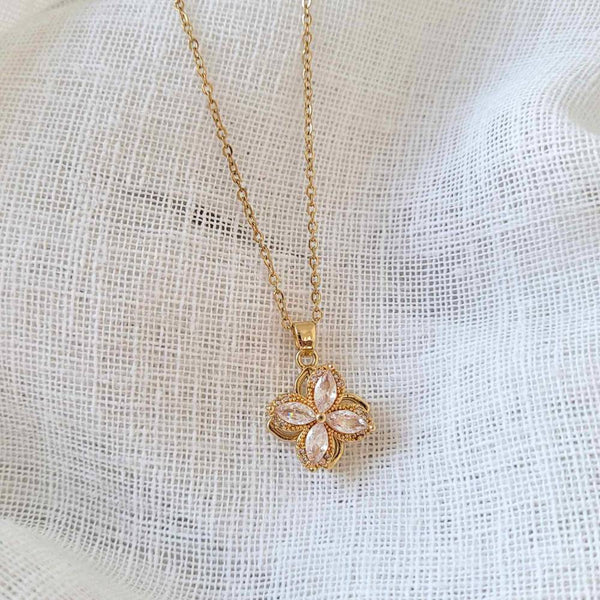 Calming Fidget Necklace | Gold Clover