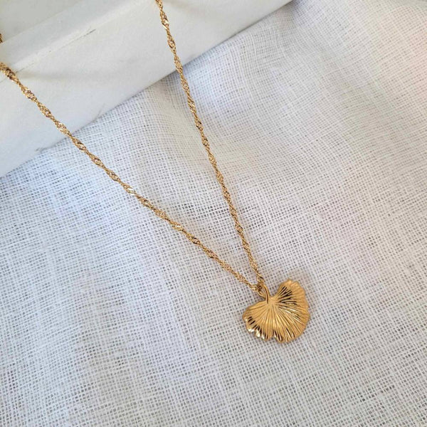 LILAH Gold Leaf Necklace