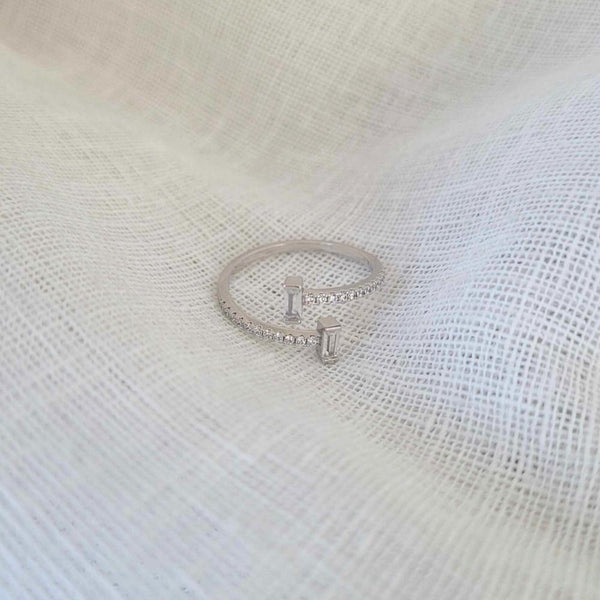 ALEXANDRA Sterling Silver Cubic Zirconia Ring